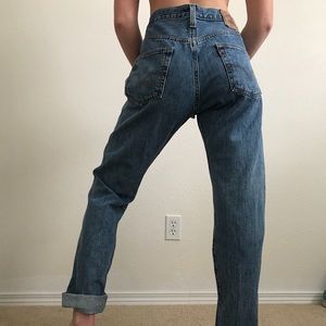 LEVIS 501 MOM JEAN